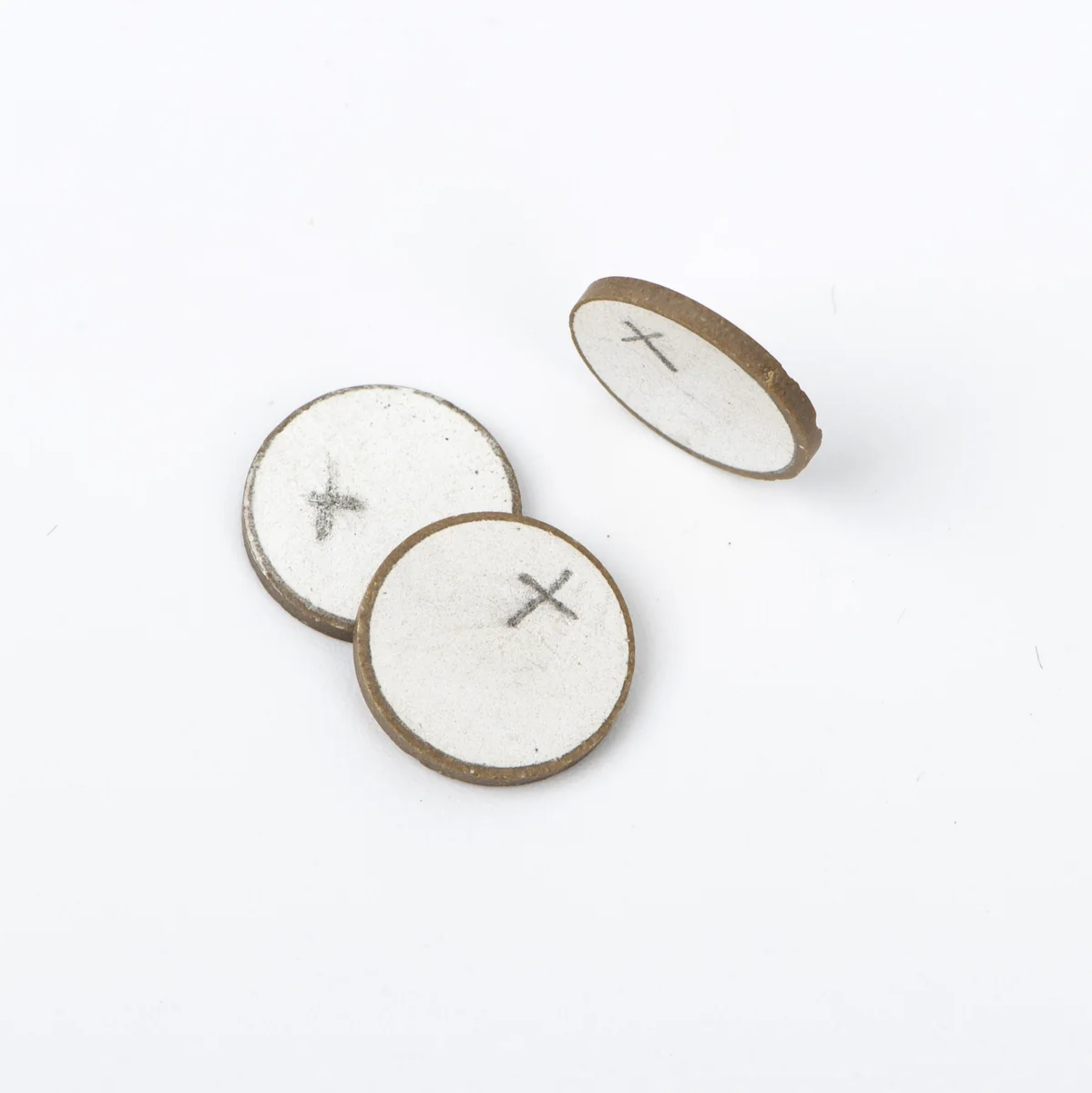10 × 1 mm 超音波セラミックディスクの全体写真